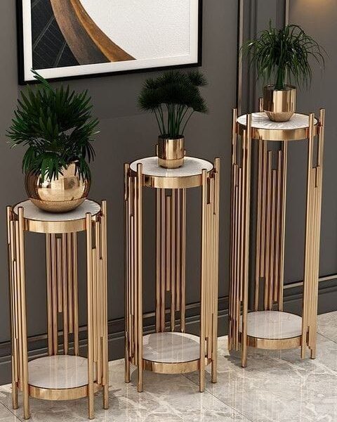 Minimalist Side Decoration Table