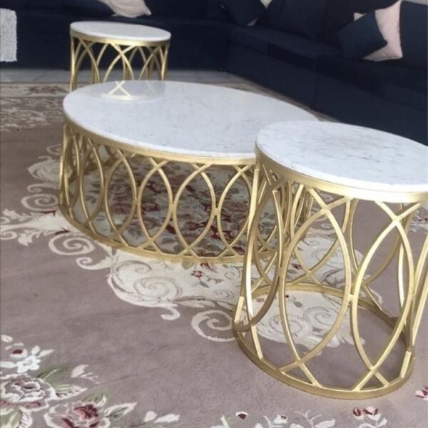 Minimalist Middle Living Room Table